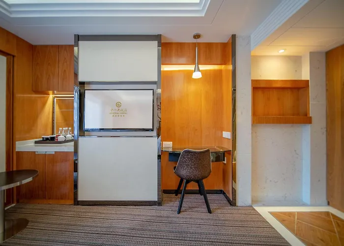Hotels with Pool in Nanjing (Jiangsu)
