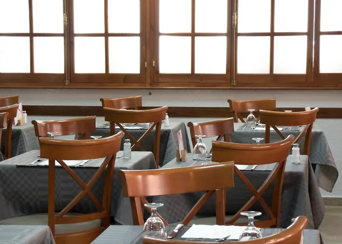 Hotellit uima-altaalla Alicante